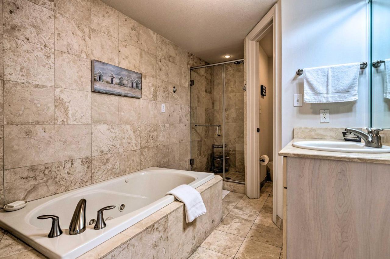 Sunny Beachfront Biloxi Condo With Resort Amenities! Esterno foto